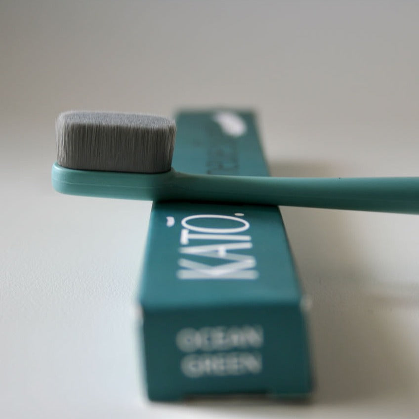 KATO Zahnbuerste Ocean Green 20000 nano Borsten